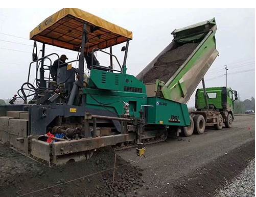 ��䁙C(j��)�����M(j��n)�в���