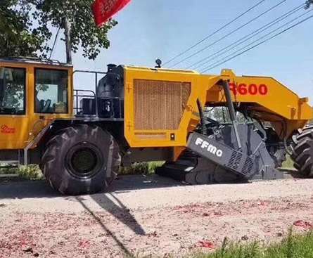 �������C(j��)�����b�õ�Һ��ϵ�y(t��ng)��(ji��n)��