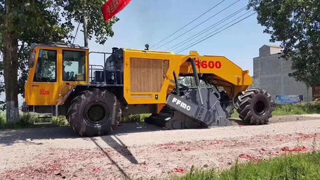 �������C(j��)